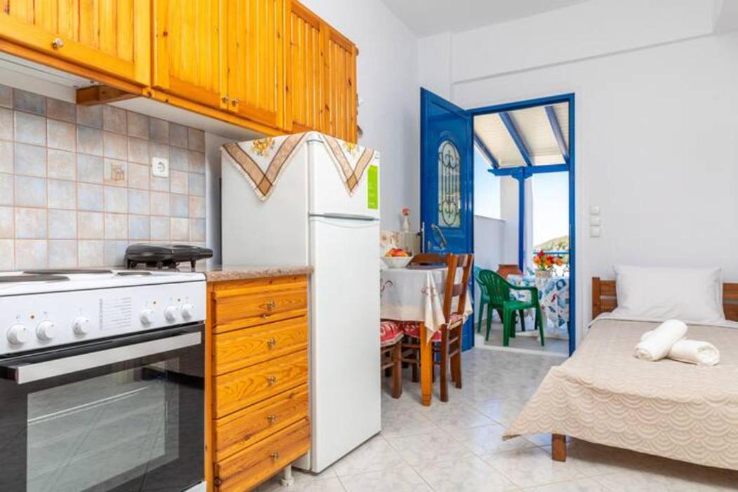 Eleni'S House Villa Koronos ภายนอก รูปภาพ